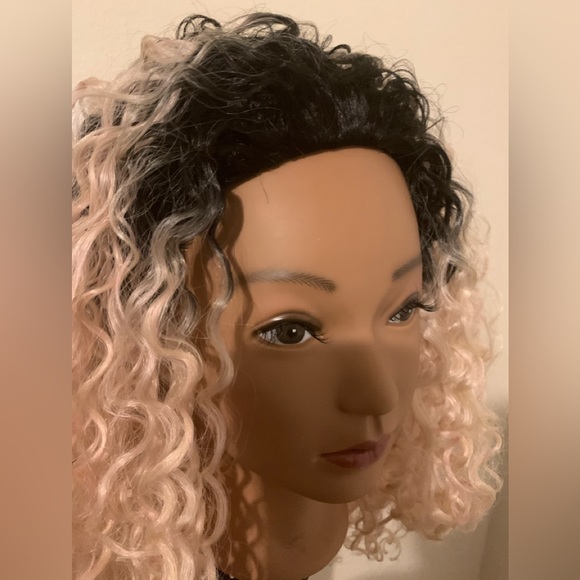 Instant Wig - Picture 5 of 9